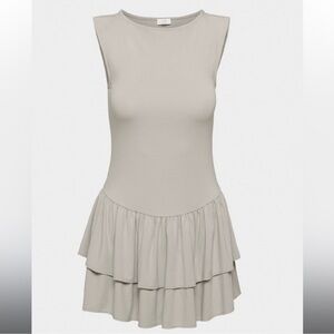 Aritzia Bloomsbury Dress